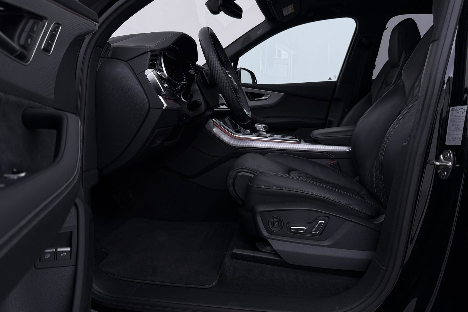 Audi Q7 60 TFSI e quattro Pro Line S Competition | FACELIFT | Schuifdak | B&O | 4-wiel Besturing | Trekhaak | 22 Inch | Laser LED