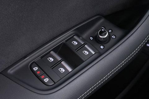 Audi Q7 60 TFSI e quattro Pro Line S Competition | FACELIFT | Schuifdak | B&O | 4-wiel Besturing | Trekhaak | 22 Inch | Laser LED