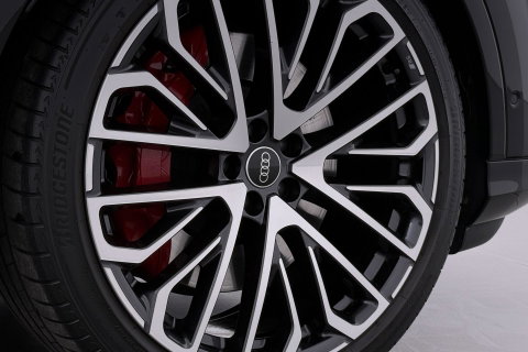 Audi Q7 60 TFSI e quattro Pro Line S Competition | FACELIFT | Schuifdak | B&O | 4-wiel Besturing | Trekhaak | 22 Inch | Laser LED