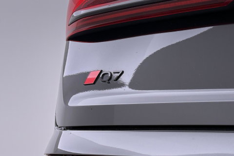 Audi Q7 60 TFSI e quattro Pro Line S Competition | FACELIFT | Schuifdak | B&O | 4-wiel Besturing | Trekhaak | 22 Inch | Laser LED