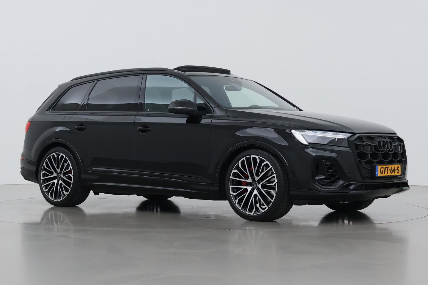 Audi Q7 60 TFSI e quattro Pro Line S Competition | FACELIFT | Schuifdak | B&O | 4-wiel Besturing | Trekhaak | 22 Inch | Laser LED