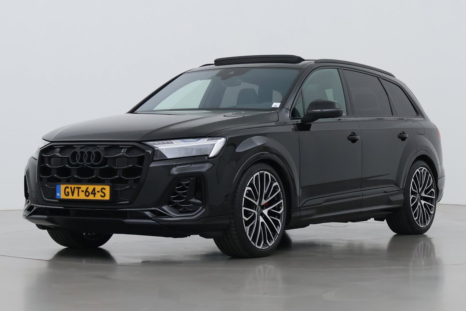 Audi Q7 60 TFSI e quattro Pro Line S Competition | FACELIFT | Schuifdak | B&O | 4-wiel Besturing | Trekhaak | 22 Inch | Laser LED