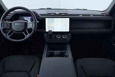 Land Rover Defender 110 P300e X-Dynamic SE | Luchtvering | ClearSight | Black Pack | Panoramadak | Trekhaak | 360° Camera | Koelbox | ACC