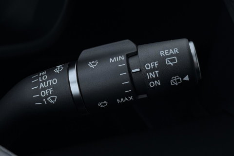 Land Rover Defender 110 P300e X-Dynamic SE | Luchtvering | ClearSight | Black Pack | Panoramadak | Trekhaak | 360° Camera | Koelbox | ACC