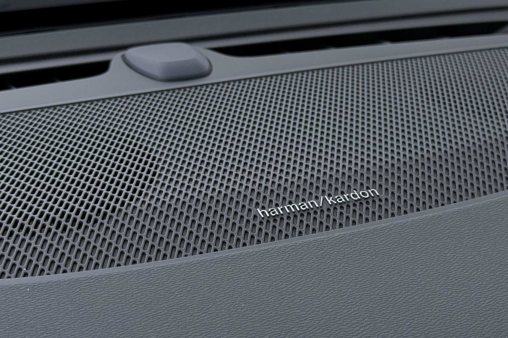 Volvo V60 T6 Plus Bright | Harman/Kardon | Trekhaak | 360° Camera | BLIS | Stoel+Stuurverwarming | Memory | Keyless | ACC