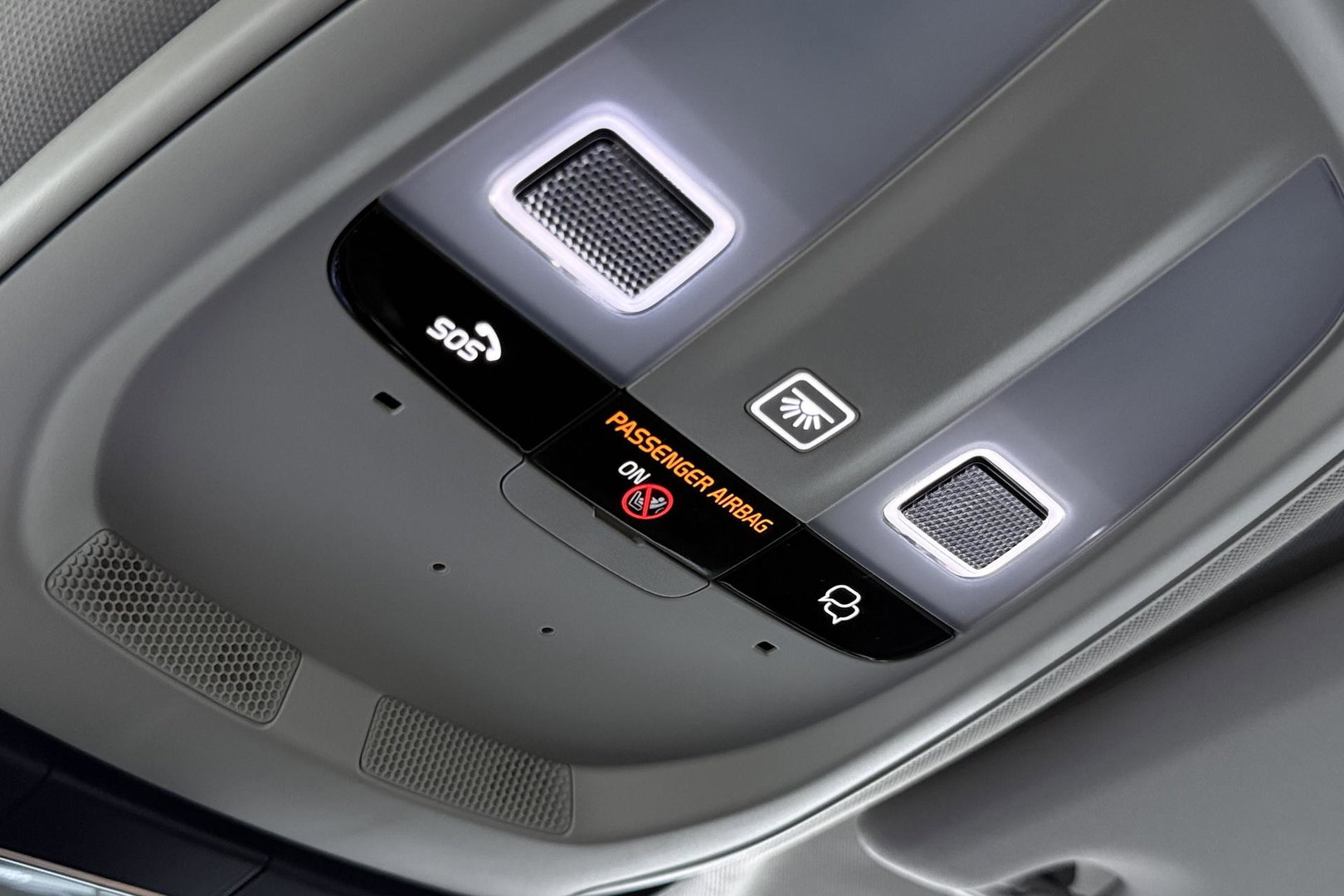 Volvo V60 T6 Plus Bright | Harman/Kardon | Trekhaak | 360° Camera | BLIS | Stoel+Stuurverwarming | Memory | Keyless | ACC
