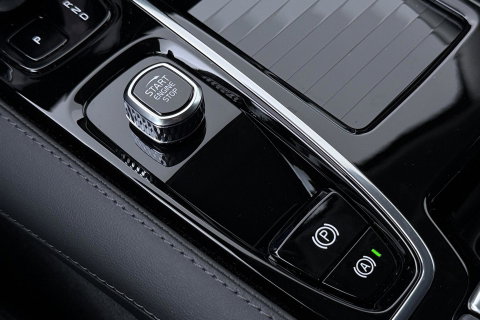 Volvo V60 T6 Plus Bright | Harman/Kardon | Trekhaak | 360° Camera | BLIS | Stoel+Stuurverwarming | Memory | Keyless | ACC