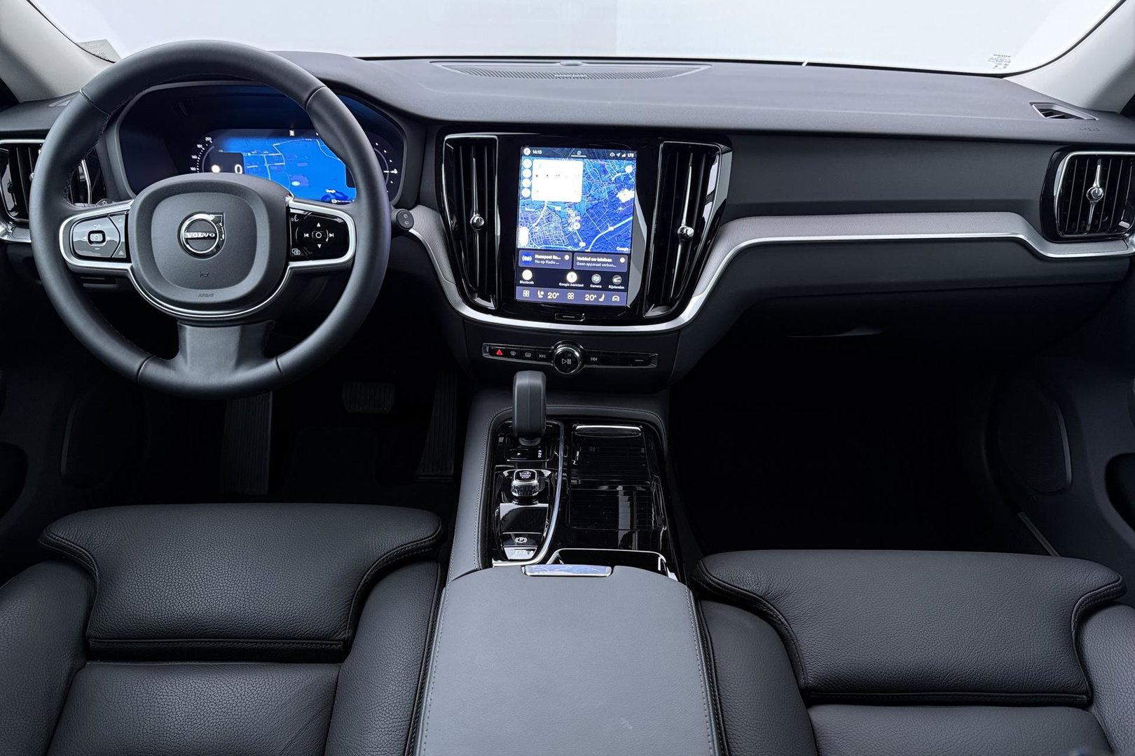 Volvo V60 T6 Plus Bright | Harman/Kardon | Trekhaak | 360° Camera | BLIS | Stoel+Stuurverwarming | Memory | Keyless | ACC