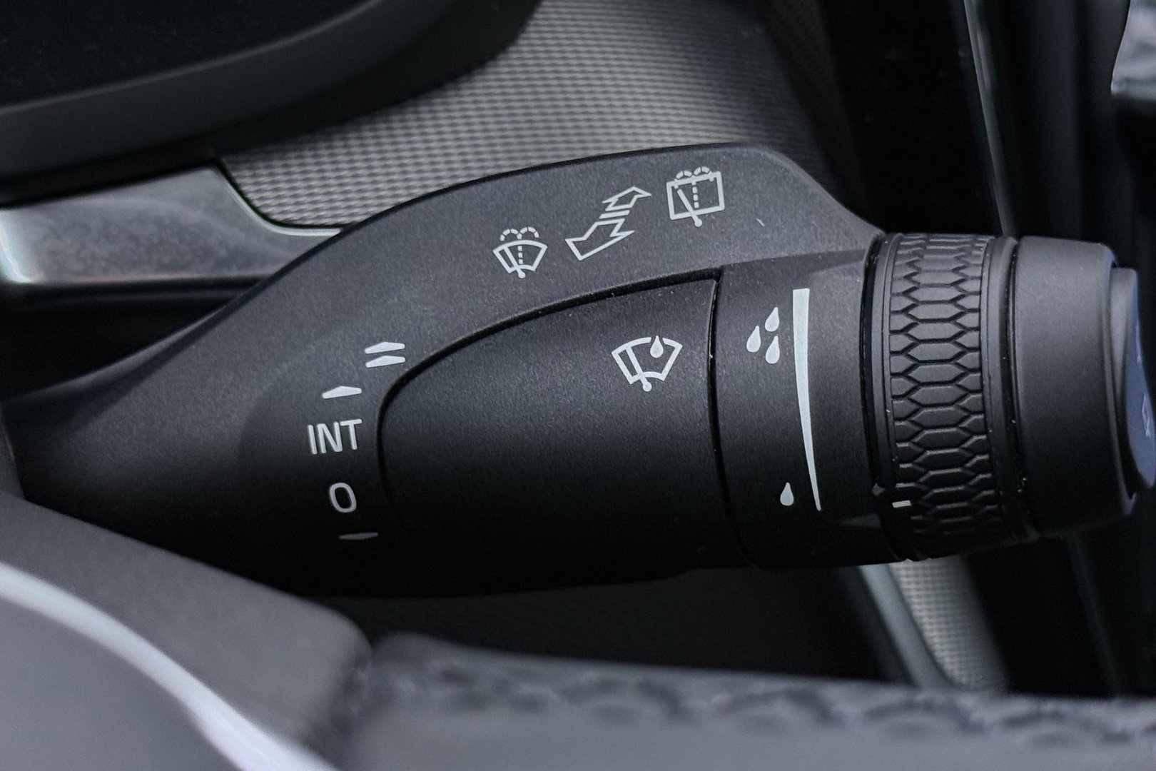 Volvo V60 T6 Plus Bright | Harman/Kardon | Trekhaak | 360° Camera | BLIS | Stoel+Stuurverwarming | Memory | Keyless | ACC