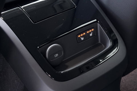 Volvo V60 T6 Plus Bright | Harman/Kardon | Trekhaak | 360° Camera | BLIS | Stoel+Stuurverwarming | Memory | Keyless | ACC
