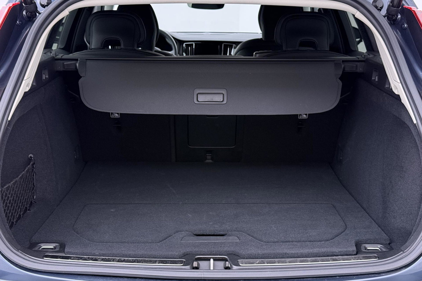 Volvo V60 T6 Plus Bright | Harman/Kardon | Trekhaak | 360° Camera | BLIS | Stoel+Stuurverwarming | Memory | Keyless | ACC