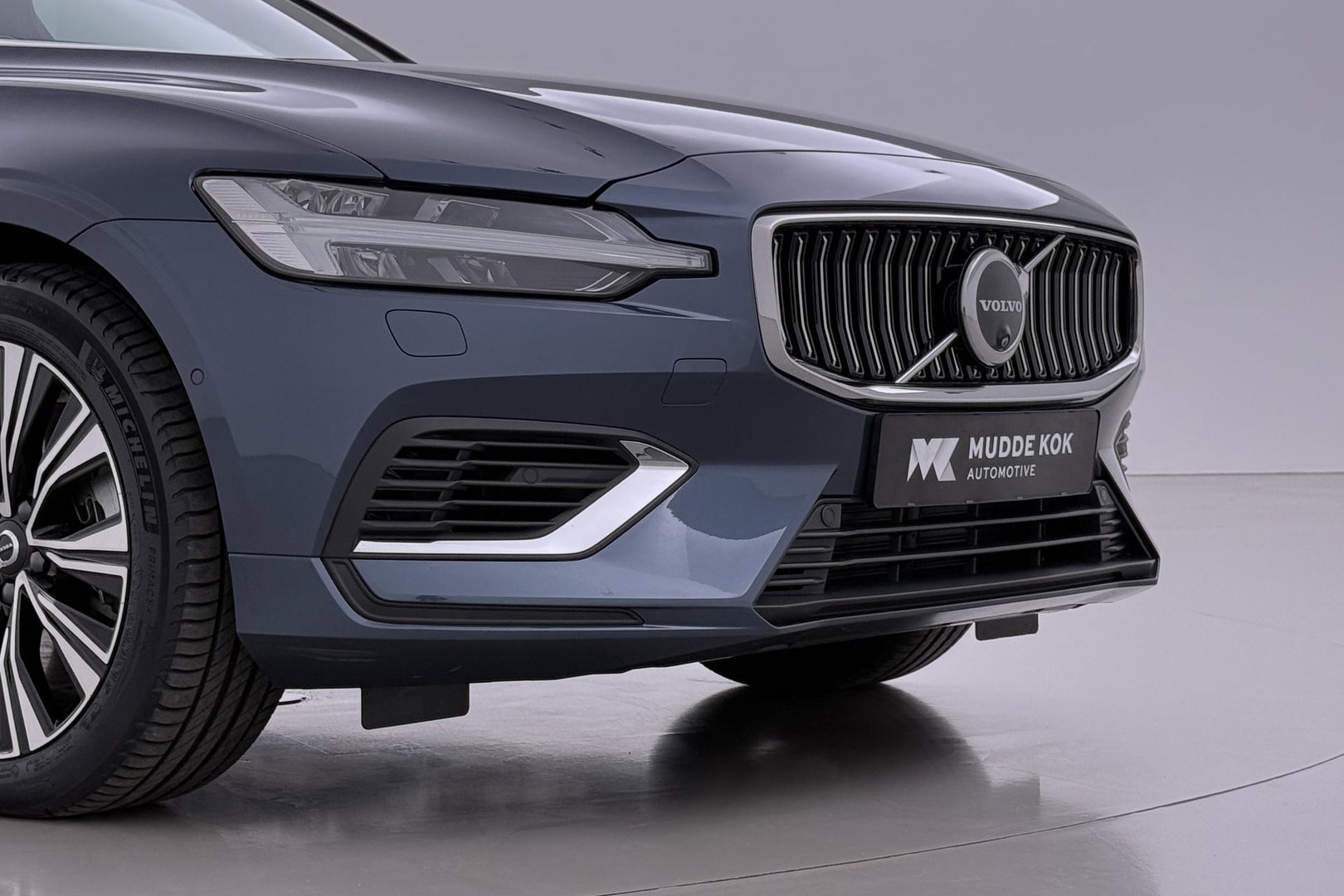 Volvo V60 T6 Plus Bright | Harman/Kardon | Trekhaak | 360° Camera | BLIS | Stoel+Stuurverwarming | Memory | Keyless | ACC