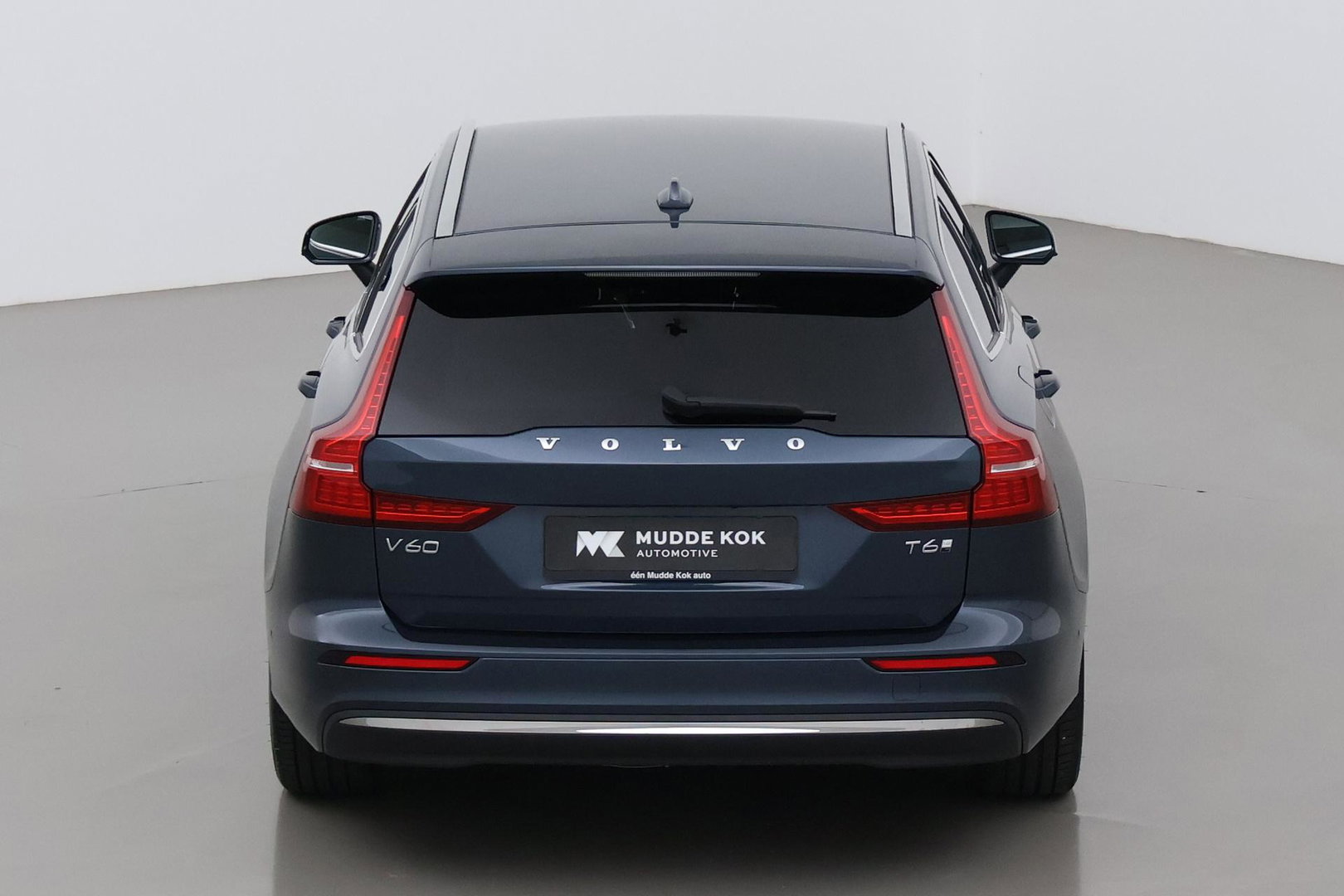 Volvo V60 T6 Plus Bright | Harman/Kardon | Trekhaak | 360° Camera | BLIS | Stoel+Stuurverwarming | Memory | Keyless | ACC