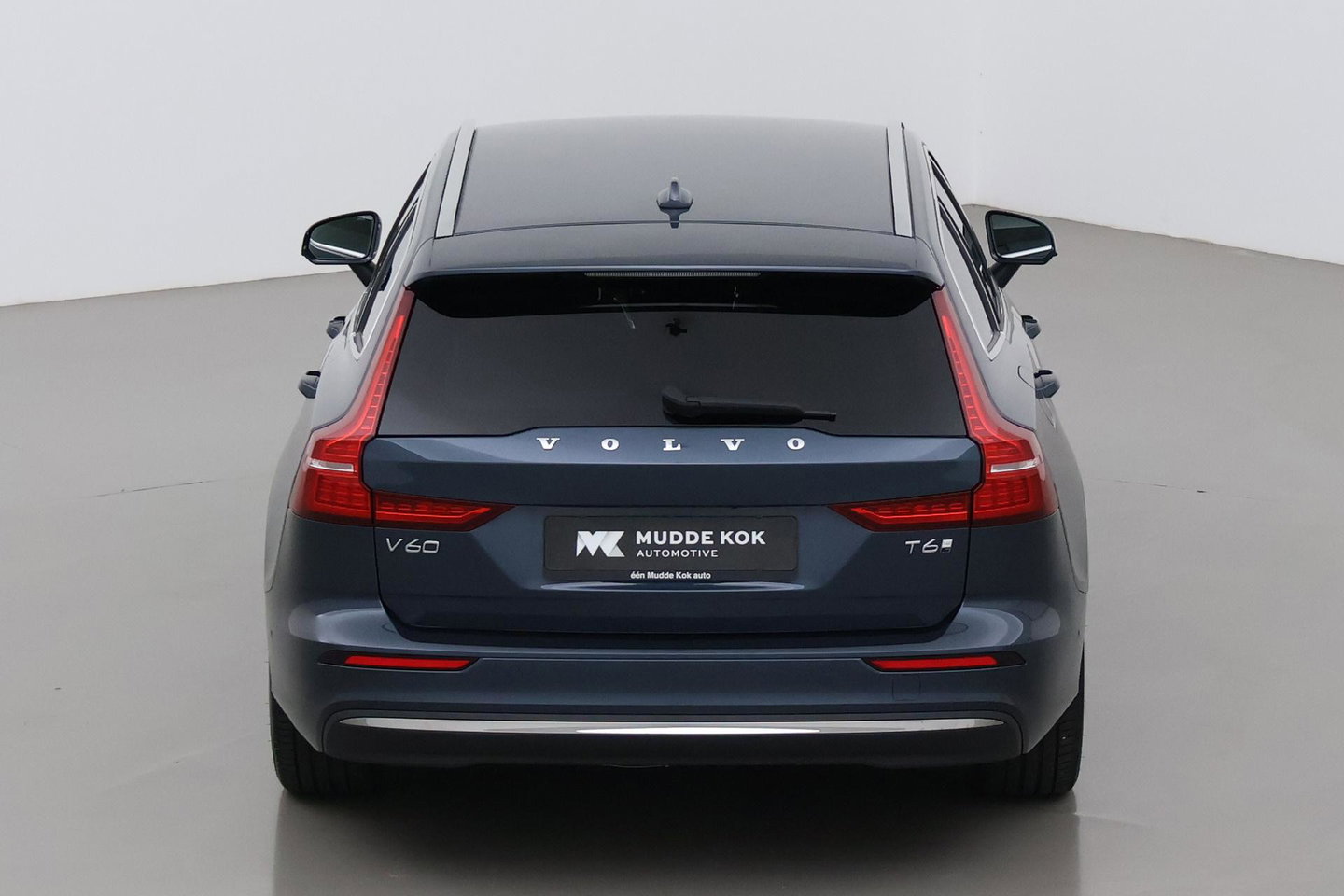Volvo V60 T6 Plus Bright | Harman/Kardon | Trekhaak | 360° Camera | BLIS | Stoel+Stuurverwarming | Memory | Keyless | ACC