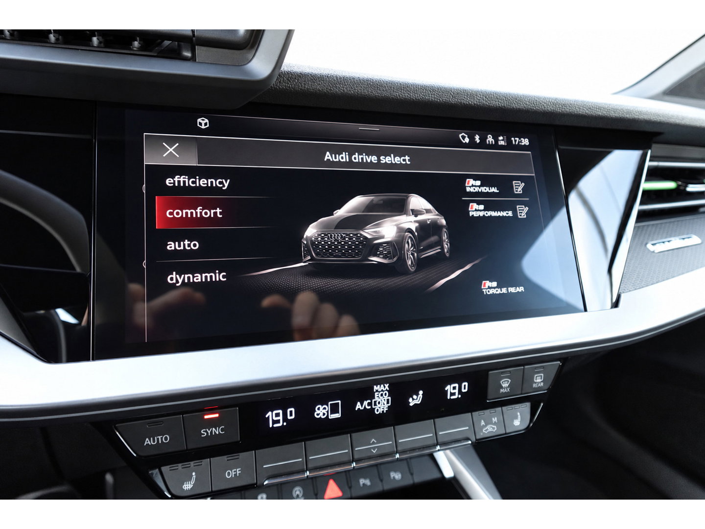 Audi RS3 Limousine 2.5 TFSI RS 3 quattro HULK CERAMIC PANO VOL'
