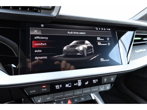 Audi RS3 Limousine 2.5 TFSI RS 3 quattro HULK CERAMIC PANO VOL'