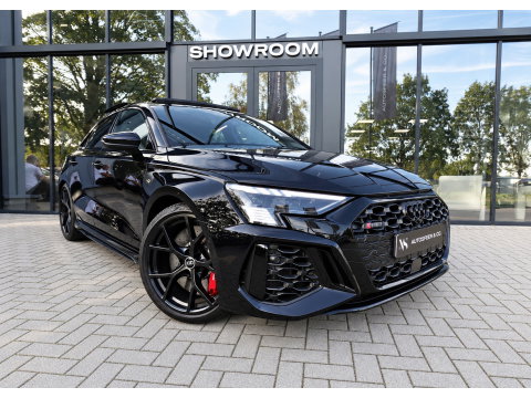 Audi RS3 Limousine 2.5 TFSI RS 3 quattro HULK CERAMIC PANO VOL'