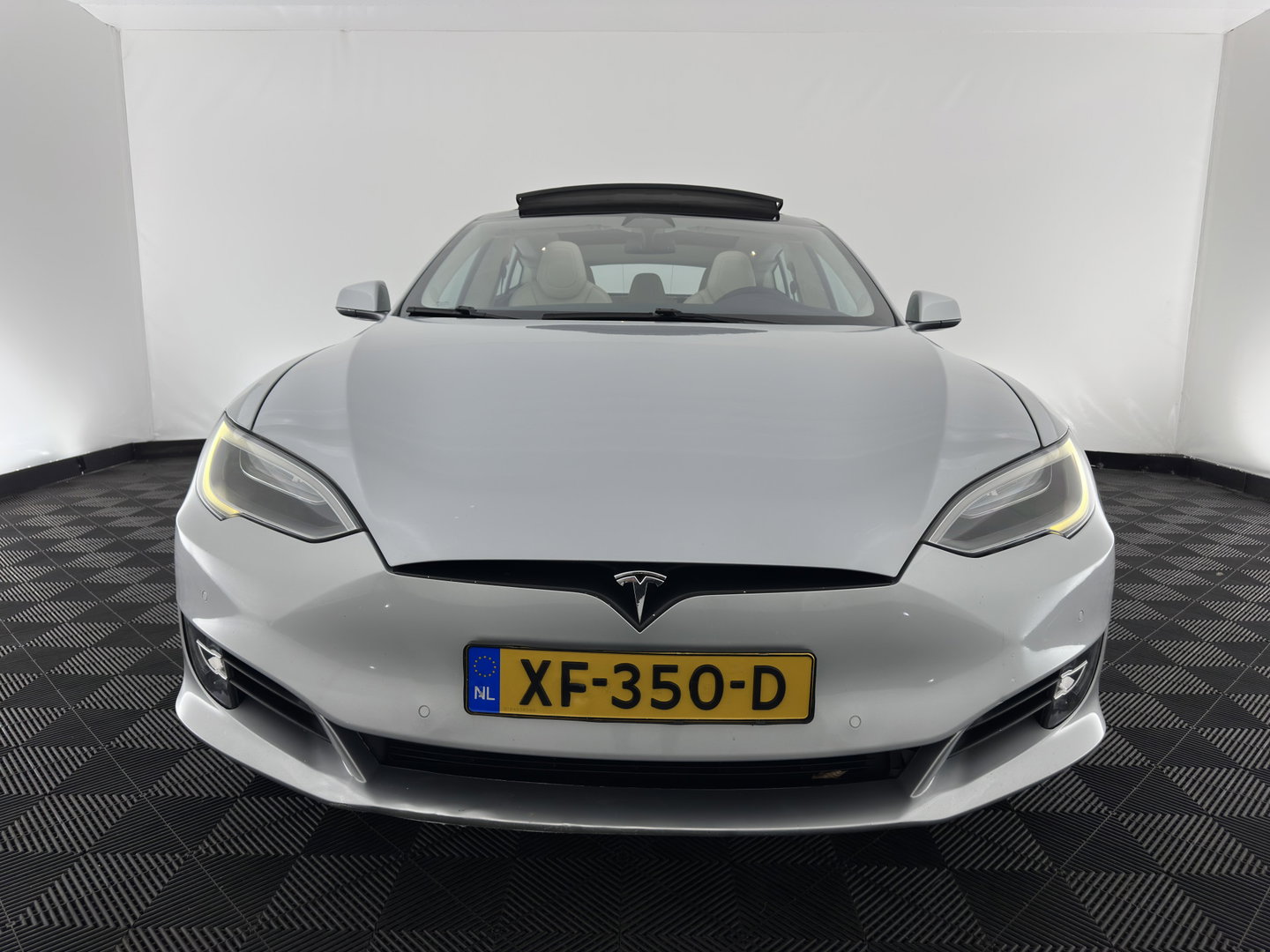 Tesla Model S 100D Aut. *PANO | LEATHER | AIRSUSPENION | FULL-LED | NAVI-FULLMAP | KEYLESS | HEATED-SPORTSEATS | DIGI-COCKPIT | CAMERA | 19"ALU*