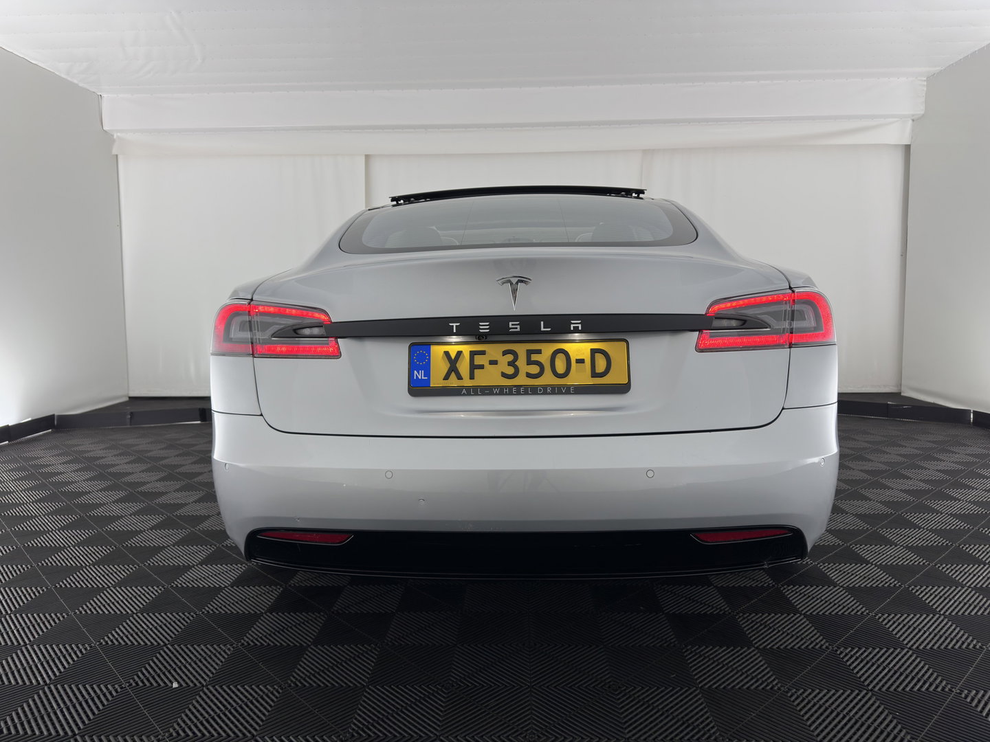 Tesla Model S 100D Aut. *PANO | LEATHER | AIRSUSPENION | FULL-LED | NAVI-FULLMAP | KEYLESS | HEATED-SPORTSEATS | DIGI-COCKPIT | CAMERA | 19"ALU*