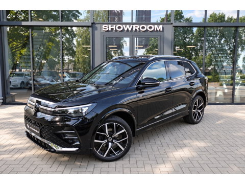 Volkswagen Tiguan 1.5 eTSI R-Line Business PANO KEYLESS H&K