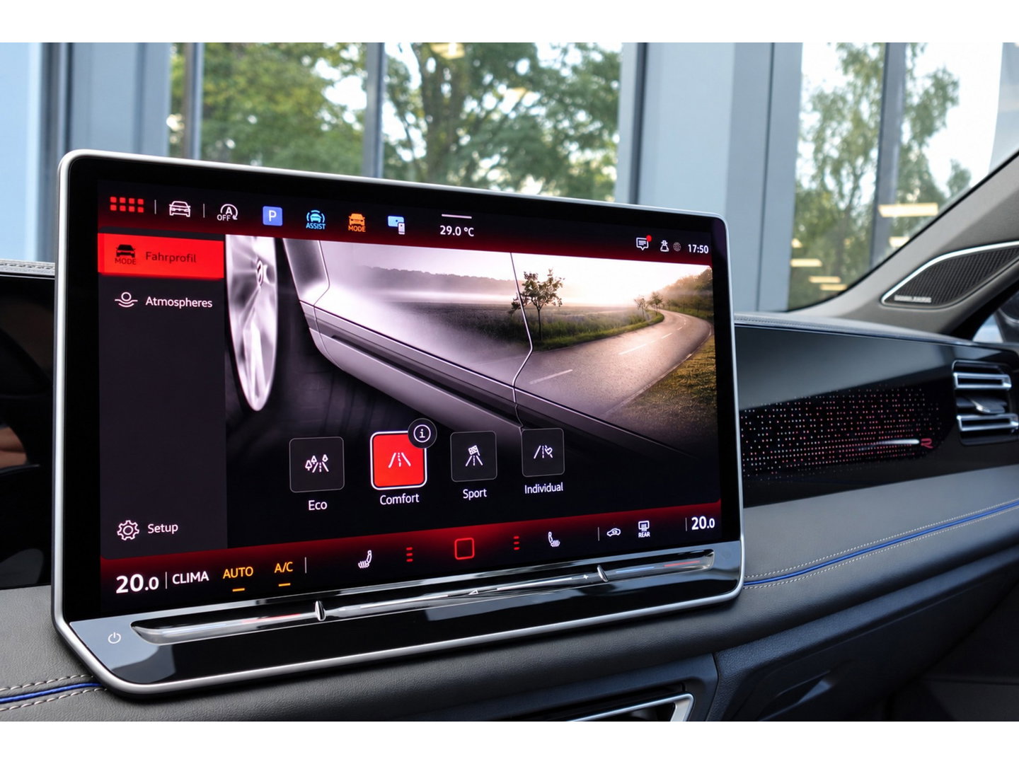 Volkswagen Tiguan 1.5 eTSI R-Line Business PANO KEYLESS H&K