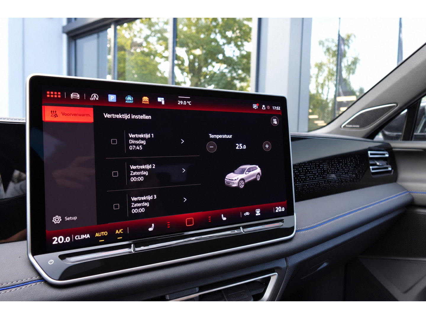 Volkswagen Tiguan 1.5 eTSI R-Line Business PANO KEYLESS H&K