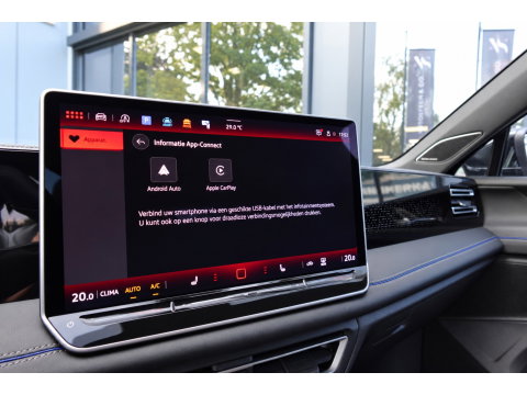 Volkswagen Tiguan 1.5 eTSI R-Line Business PANO KEYLESS H&K