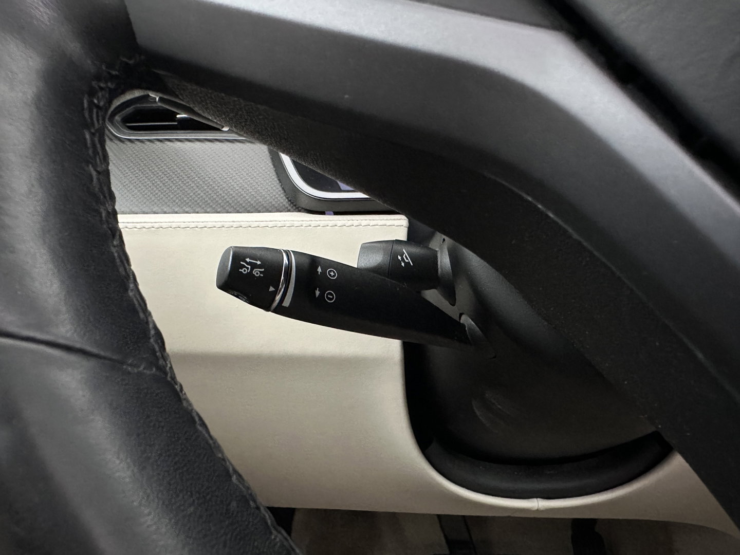 Tesla Model S 100D Aut. *PANO | LEATHER | AIRSUSPENION | FULL-LED | NAVI-FULLMAP | KEYLESS | HEATED-SPORTSEATS | DIGI-COCKPIT | CAMERA | 19"ALU*