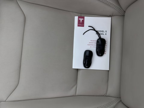 Tesla Model S 100D Aut. *PANO | LEATHER | AIRSUSPENION | FULL-LED | NAVI-FULLMAP | KEYLESS | HEATED-SPORTSEATS | DIGI-COCKPIT | CAMERA | 19"ALU*