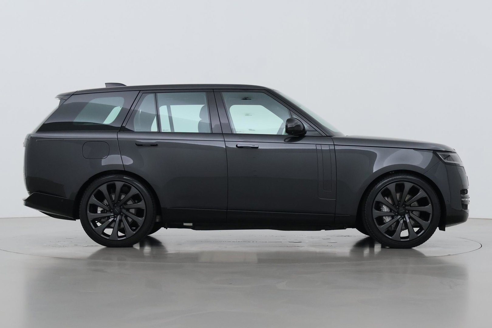 Land Rover Range Rover P550e HSE | 23 Inch SV-Bespoke | Panoramadak | Meridian 3D | Shadow Exterior Pack | Massage | 360° Camera