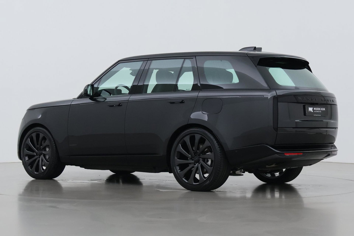Land Rover Range Rover P550e HSE | 23 Inch SV-Bespoke | Panoramadak | Meridian 3D | Shadow Exterior Pack | Massage | 360° Camera