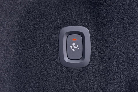 Volvo XC60 T8 Ultra Dark | Harman/Kardon | Trekhaak | Panoramadak | 360° Camera | Head-Up | Stoel+Stuurverwarming | ACC