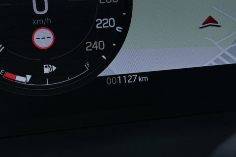 Land Rover Defender 2.0 P300e 110 X-Dynamic HSE | SATIN | Luchtvering | Panoramadak | Trekhaak | 360° Camera | Meridian Surround | Stoelventilatie | 22 Inch