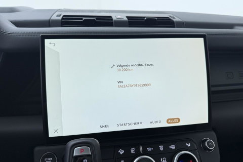 Land Rover Defender 2.0 P300e 110 X-Dynamic HSE | SATIN | Luchtvering | Panoramadak | Trekhaak | 360° Camera | Meridian Surround | Stoelventilatie | 22 Inch