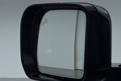 Land Rover Defender 2.0 P300e 110 X-Dynamic HSE | SATIN | Luchtvering | Panoramadak | Trekhaak | 360° Camera | Meridian Surround | Stoelventilatie | 22 Inch
