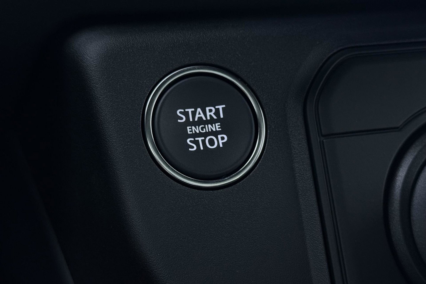 Land Rover Defender 110 P300e X-Dynamic HSE | SATIN | Luchtvering | Panoramadak | Trekhaak | 360° Camera | Meridian Surround | Stoelventilatie | 22 Inch