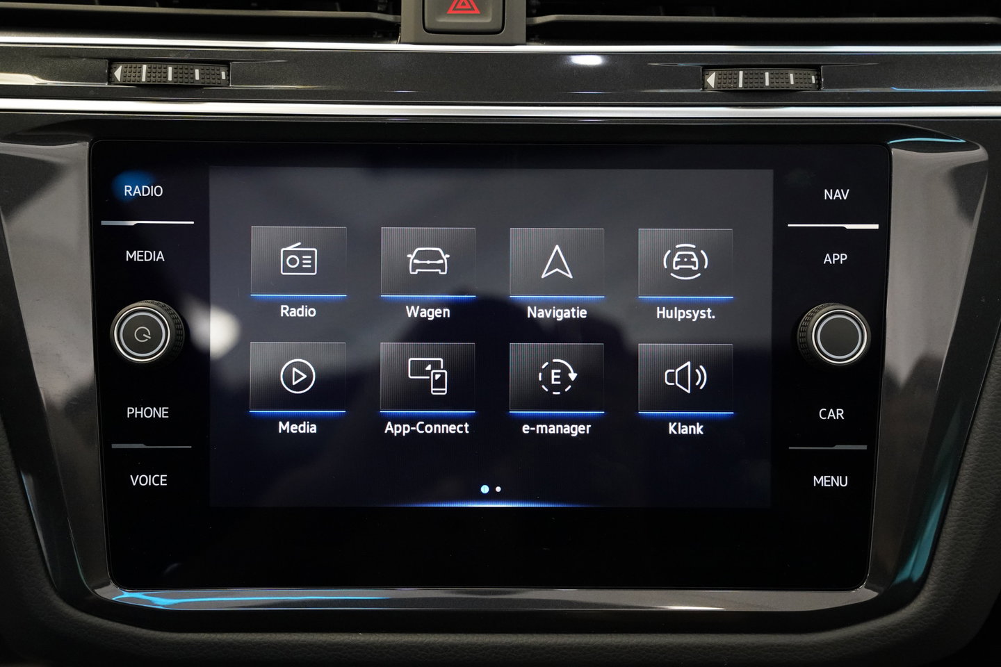 Volkswagen Tiguan 1.4 TSI eHybrid R-Line Business Panoramadak Leder ACC PDC Memory Stoelen 24 Maanden garantie* (Vraag naar de voorwaarden)