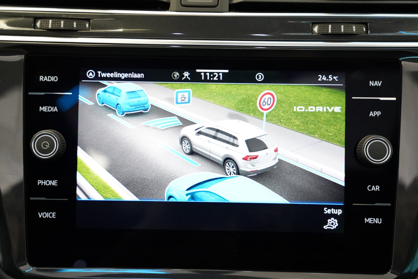 Volkswagen Tiguan 1.4 TSI eHybrid R-Line Business Panoramadak Leder ACC PDC Memory Stoelen 24 Maanden garantie* (Vraag naar de voorwaarden)