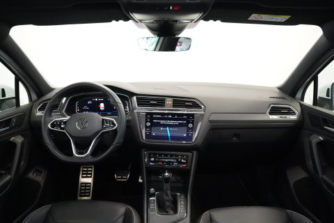 Volkswagen Tiguan 1.4 TSI eHybrid R-Line Business Panoramadak Leder ACC PDC Memory Stoelen 24 Maanden garantie* (Vraag naar de voorwaarden)