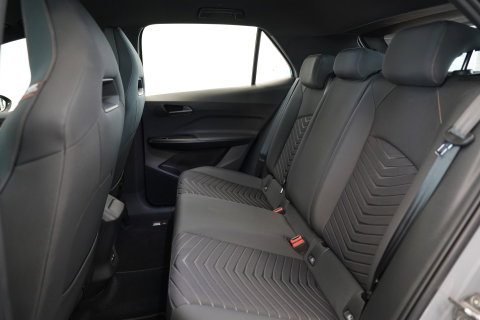 CUPRA Born Impulse 62 kWh Virtual Cockpit Apple/Android Auto PDC 24 Maanden garantie* (Vraag naar de voorwaarden)