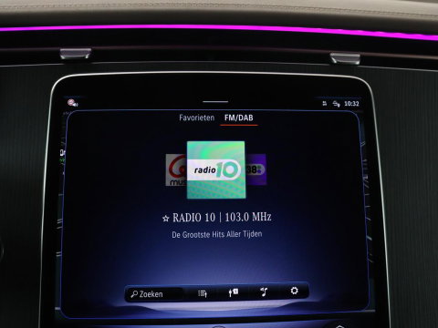 Mercedes-Benz EQE SUV 350 4Matic AMG Line 91 kWh | 97.1% | Panoramadak | Trekhaak | Head up | 360 camera | Adaptive cruise | Stoelkoeling | Memory |