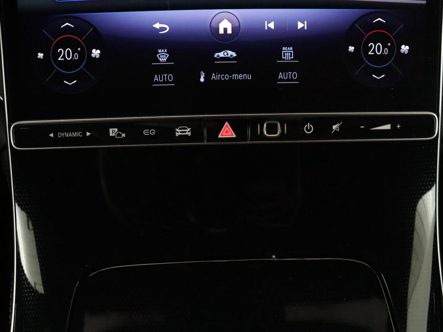 Mercedes-Benz EQE SUV 350 4Matic AMG Line 91 kWh | 97.1% | Panoramadak | Trekhaak | Head up | 360 camera | Adaptive cruise | Stoelkoeling | Memory |