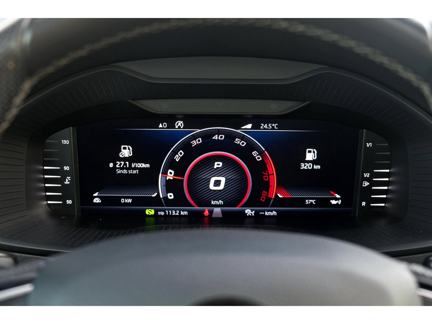 Škoda Karoq 1.5 TSI ACT Sportline | PANO | TREKHAAK | APPLE CAR PLAY | 19" VELGEN