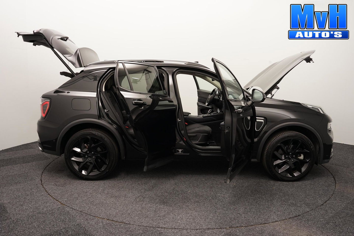 Lynk & Co 01 1.5 PHEV|FULL BLACK XL|LEER|NAP|PANO