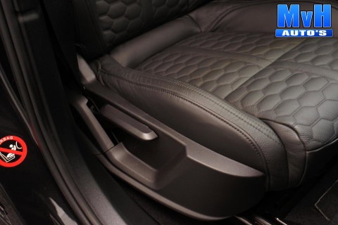 Lynk & Co 01 1.5 PHEV|FULL BLACK XL|LEER|NAP|PANO|SOH92%