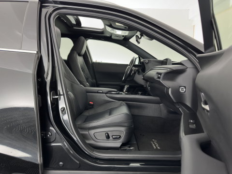 Lexus UX 300e Luxury 54 kWh (INCL.BTW)  Aut. *PANO | LEATHER | FULL-LED | ADAPTIVE-CRUISE | CAMERA | KEYLESS | NAVI-FULLMAP | DAB+ | PRIVACY-GLASS | ECC | PDC | 17''ALU*