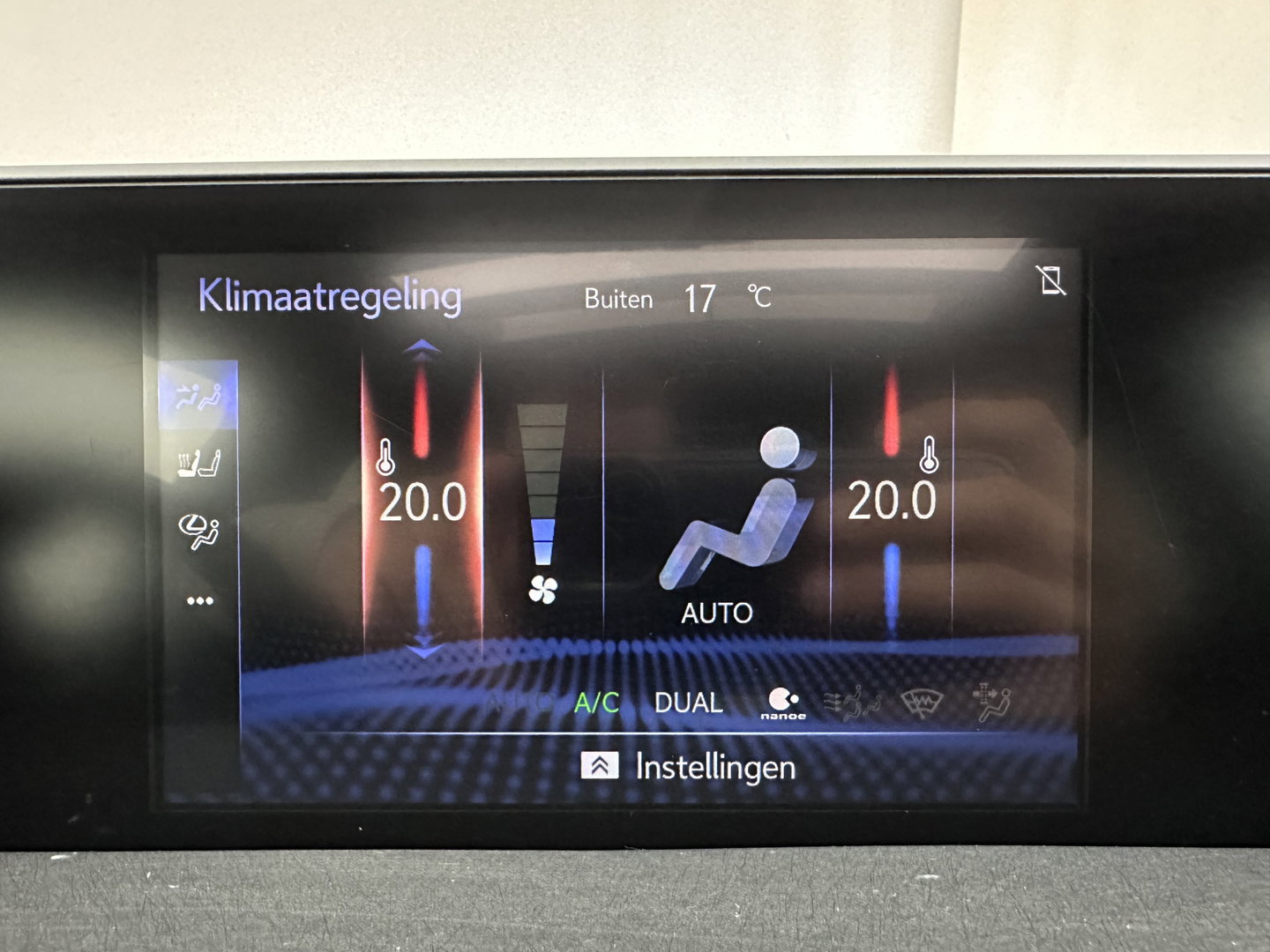Lexus UX 300e Luxury 54 kWh (INCL.BTW)  Aut. *PANO | LEATHER | FULL-LED | ADAPTIVE-CRUISE | CAMERA | KEYLESS | NAVI-FULLMAP | DAB+ | PRIVACY-GLASS | ECC | PDC | 17''ALU*