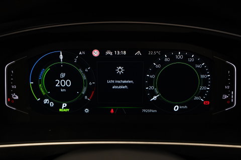 Volkswagen Tiguan 1.4 TSI eHybrid R-Line Business ACC Pano Elec. achterklep Privacy Glass 24 Maanden garantie* (Vraag naar de voorwaarden)