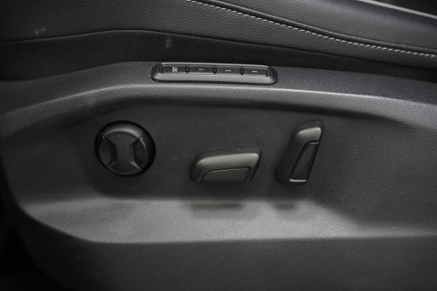 Volkswagen Tiguan 1.4 TSI eHybrid R-Line Business ACC Pano Elec. achterklep Privacy Glass 24 Maanden garantie* (Vraag naar de voorwaarden)