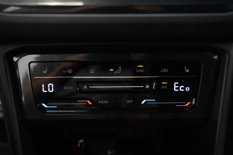 Volkswagen Tiguan 1.4 TSI eHybrid R-Line Business ACC Pano Elec. achterklep Privacy Glass 24 Maanden garantie* (Vraag naar de voorwaarden)